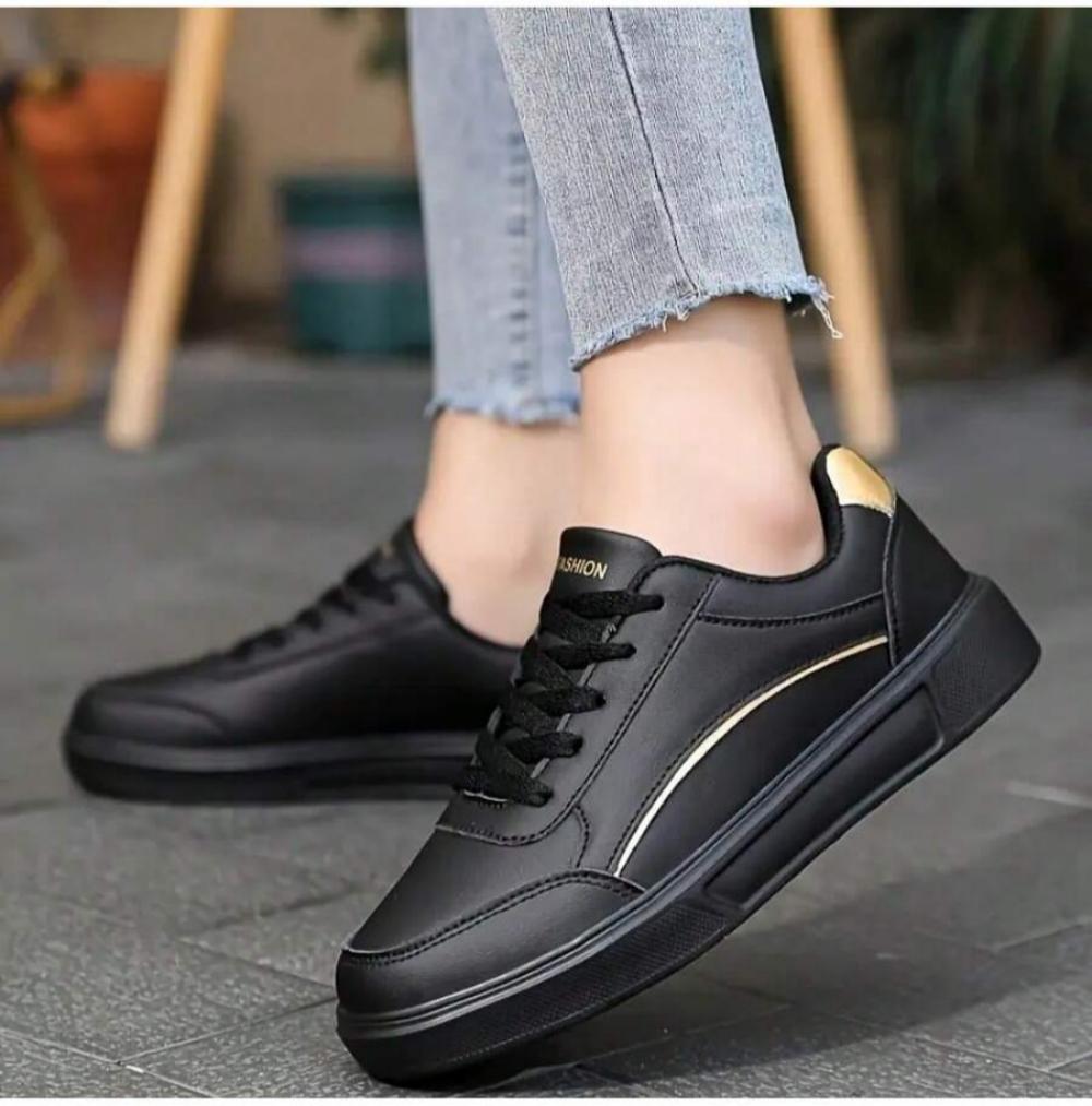 Sepatu Sneakers Kasual Wanita  - Running Gear Woman ulasan dan harga